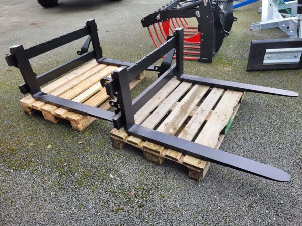 Buy the new 2.5ft pallet tines at RBLShinglers.co.uk